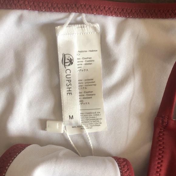 Cupshe 2 piece bikini bottom is string full coverage top is padded NWT - Picture 2 of 4